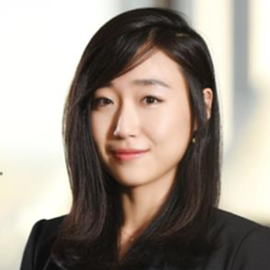 Julia Zhu (Associate at Skadden, Arps, Slate, Meagher & Flom LLP Shanghai Office)