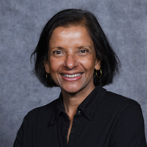 Asha Chesnutt (医学博士& 肺科/重症监护医师，苹果健康 MD & Pulmonary/Critical Care Physician, Apple Health)