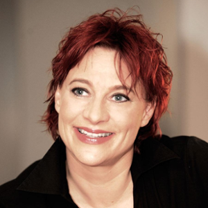 Claudia  Masüger (CEO & Founder  of CHEERS Wines)